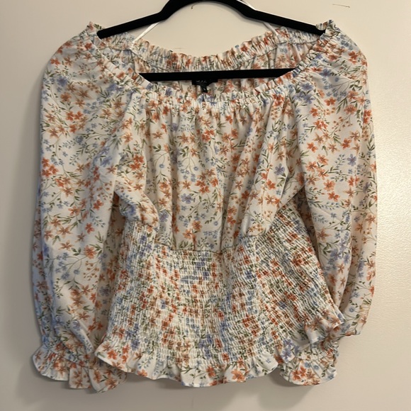 1.State Floral Smocked Top, Small, NWOT - Picture 2 of 5